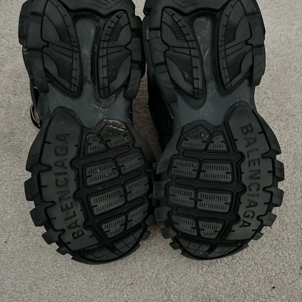 BALENCIAGA TRACK RUNNER LED 50% - Picture 5 of 6